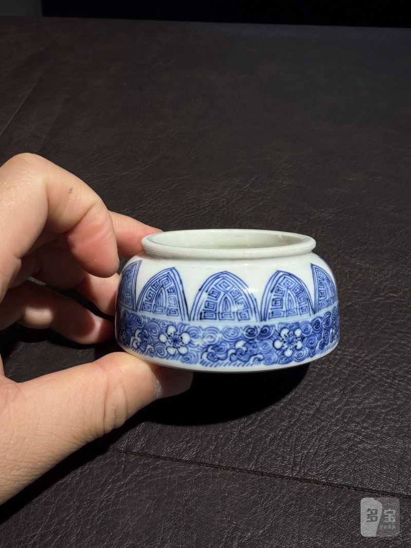 清康熙 青花蝉纹落花流水马蹄水丞 - 图4